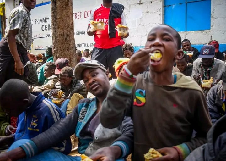 Street Feeding 5